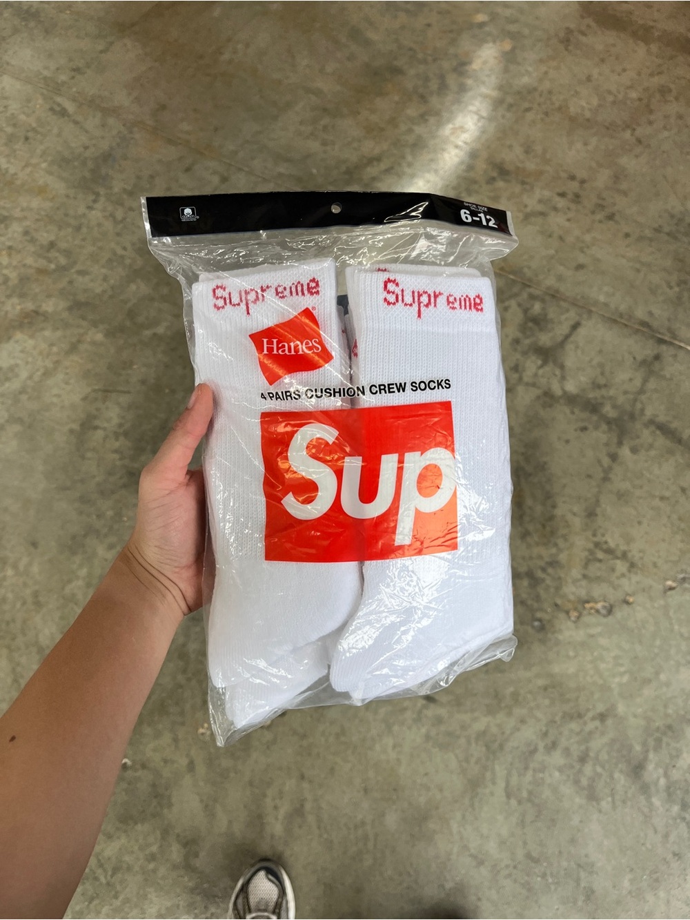 Supreme White Socks (4 Pack)